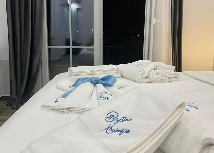 Bujtina Xhabakja * Belsh